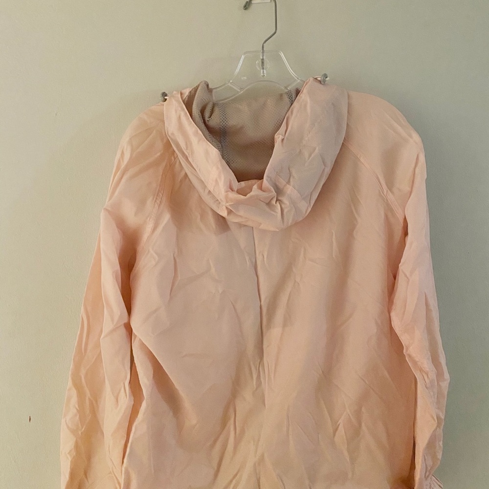 Windbreaker - Picture 2 of 4
